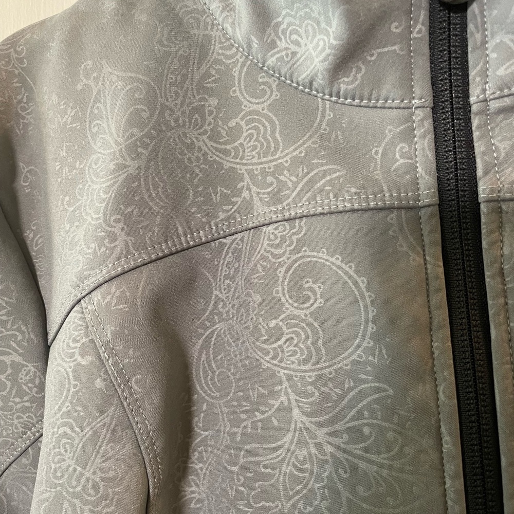 Eddie Bauer Damask Patterned Soft Shell Jacket - image 3